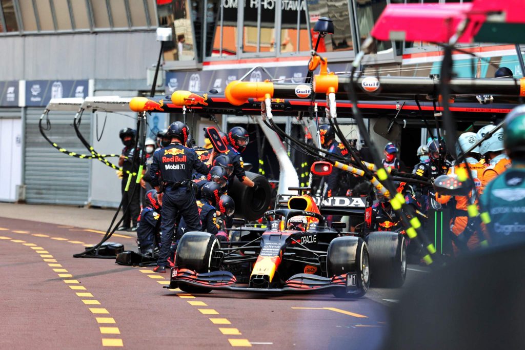 F1 pit stops