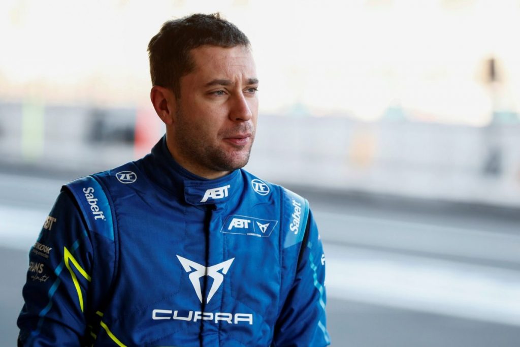 Frijns Formula E collision 2023